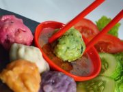 Siomay Pelangi : Inovasi Kuliner Lokal yang Bertahan Lewat Warna, Rasa, dan Kreativitas